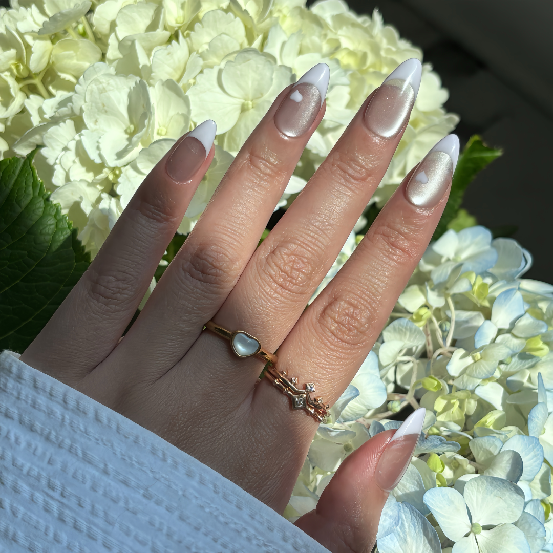 Pinkie Promise Nails Press-Ons Reusable Best Press-on Nails Salon Quality Nails at home Hand Image Kaylee Medium Almond Nail Set Press-On Nails, french manicure, chrome french, trendy nails